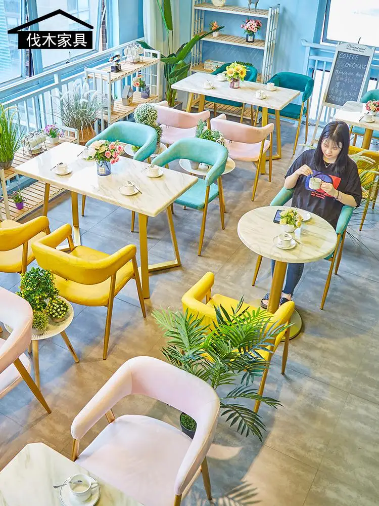 Простой стол и стул для десертного магазина молочного чая кофейни снэк-шопа