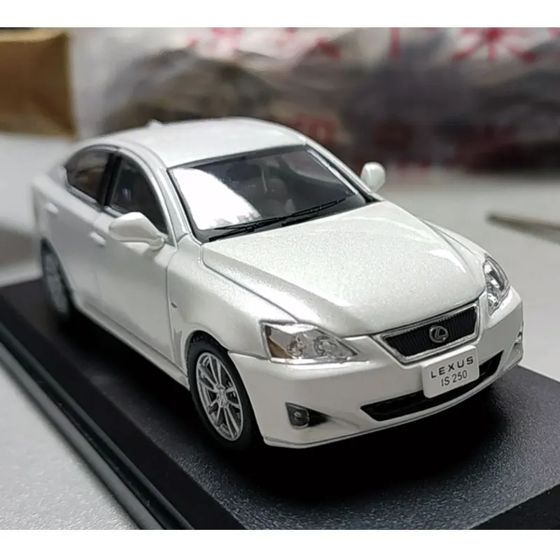 Литая металлическая Игрушечная модель автомобиля RD 1/43 в масштабе японского Lexus IS