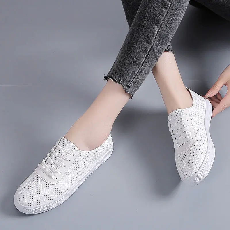 Women Breathable Canvas Sneakers Lightweight Black Platform Sneakers Summer Women Skateboarding Shoes Fashion Walking Shoes