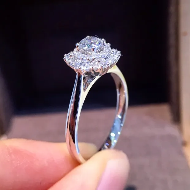 Кольцо из чистого золота 18 К с натуральным бриллиантом 2020 | Украшения и