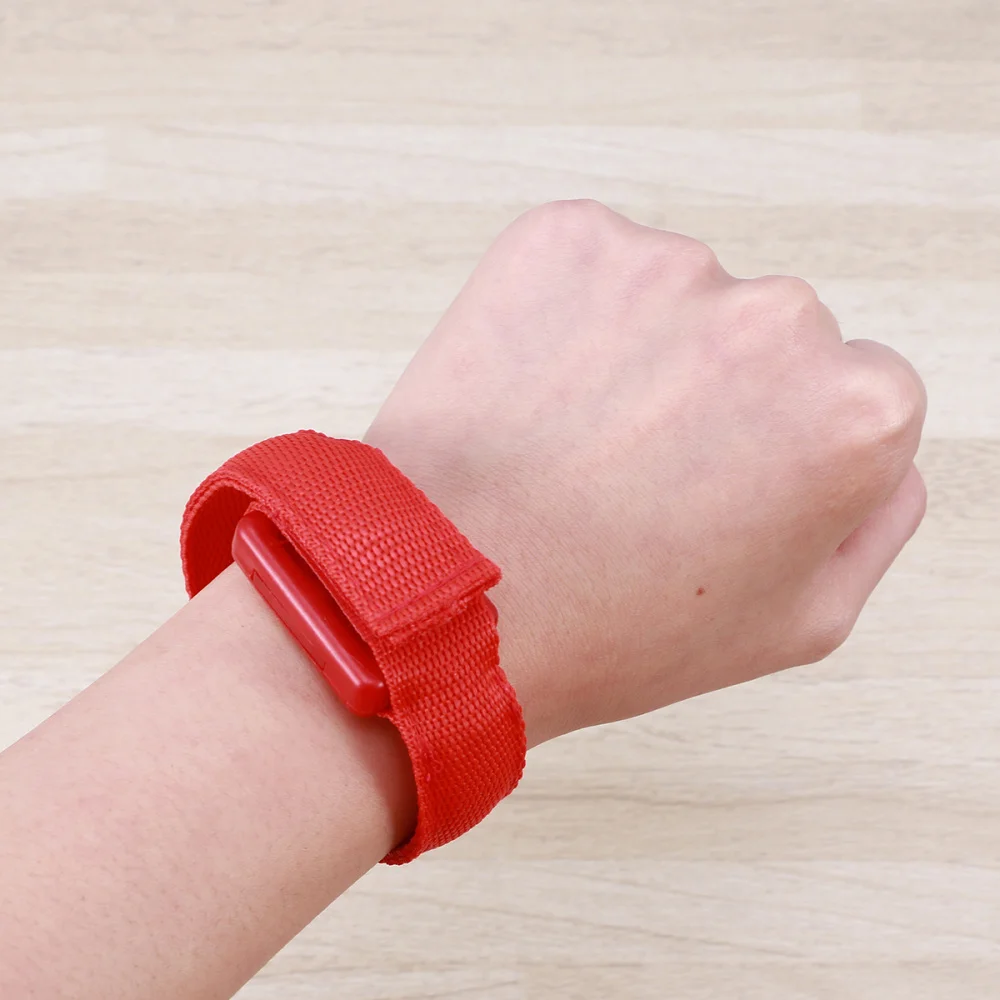 

4pcs Sport Flash Safety Warning Fiber Optic LED Wrist Band Multifunction LED Light-emitting Wristband(Green Light)