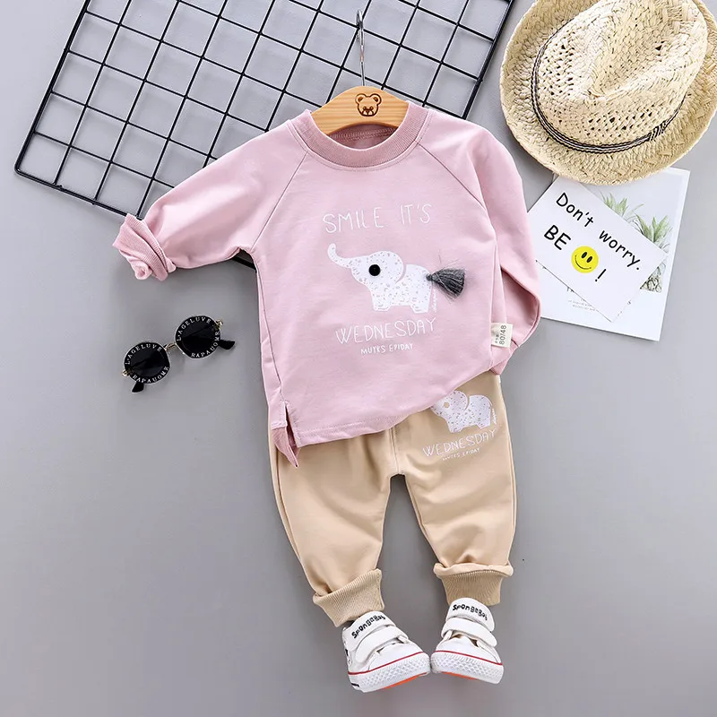Весенне-осенний Детский костюм из футболки и брюк спортивный для малышей с