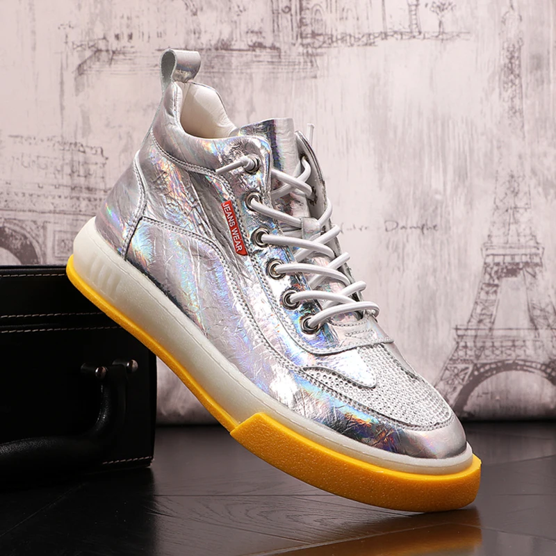 

New Arrival Trend Men's luxury designer Silver Charming Rhinestone shoes Causal Flats Moccasins 2021 Male Rock Hip Hop Sneakers