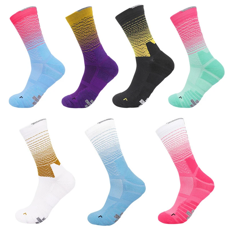 

1 Pair Men Socks Mid-Calf Professional Elite Socks Soft Football Socks Sport Socks Running Breathable Absorbs Sweat Male Socks