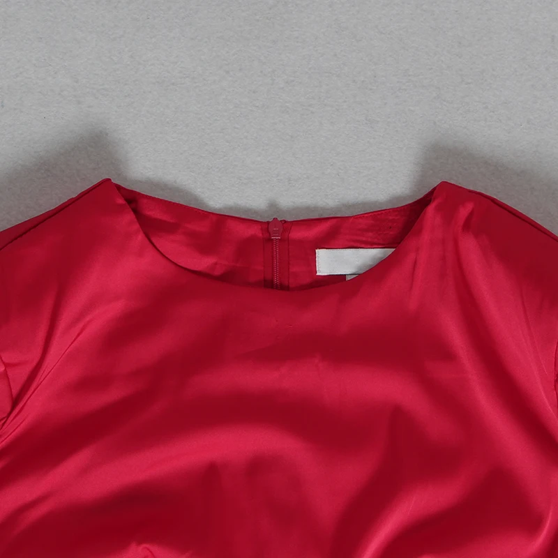 Женское платье с оборками TWOTWINSTYLE летнее однотонное элегантное средней длины