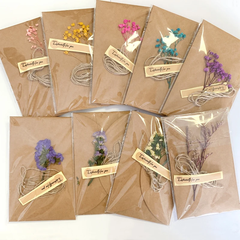

2 упаковки x 11 см Крафт поздравительная открытка Подарочный конверт письмо канцелярские товары сушеные цветы на День святого Валентина приг...