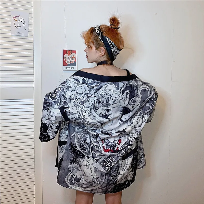 

Japanese Traditional Kimono Cardigan Woman Summer Sunscreen Blouse Lady Vintage Samurai Costume Girl Kimono Shirt Yukata Haori