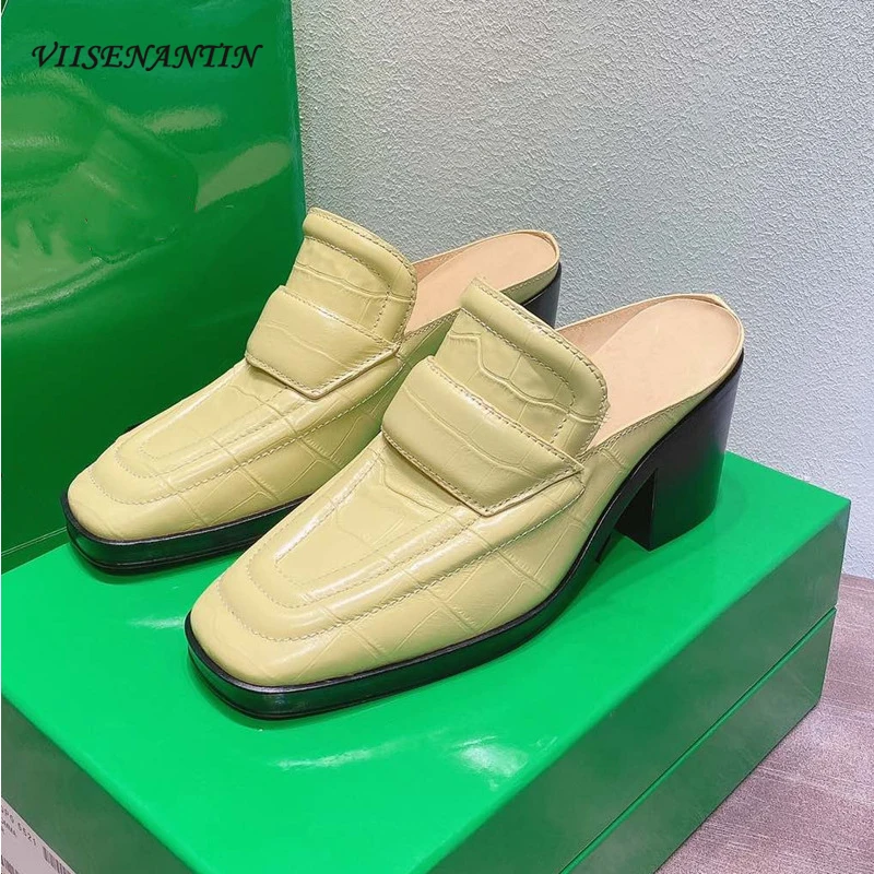 

Шлепанцы женские в британском стиле, кожаные сандалии и тапочки на Высоком толстом каблуке, с квадратным носком, узором под камень, летние Т...