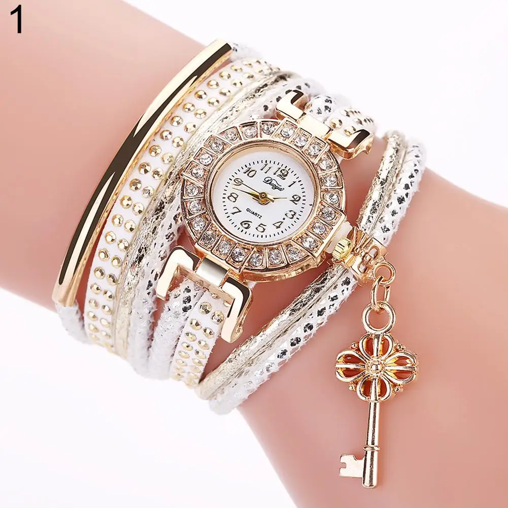 

New Fashion Jewelry Gift Bracelet Key Pendant Multi-Layer Rivets Band Arabic Numerals Bangle Quartz Wrist Bracelet Watch Women