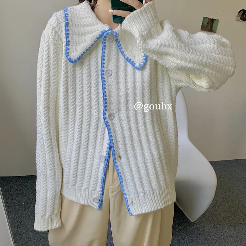 

2021 autumn and winter new Korean loose thick sweater jacket female design sense spring and autumn knitted cardigan top