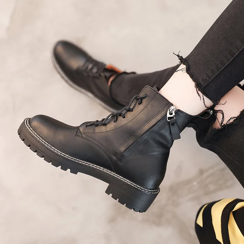 Мотоциклетные ботинки на массивном каблуке с боковой молнией зимние Брендовые