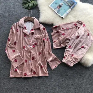 Новинка зимы золото бархат клубника пижамный комплект женская блуза с длинным рукавом с отворотом кардиган Тип пижамный комплект