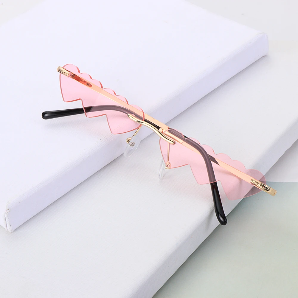 Маленькие солнечные очки в стиле панк без оправы женские Уникальные