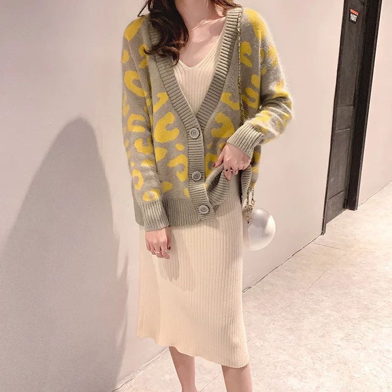 Korean casual knit long-sleeved leopard sweater cardigan 2019 Winter autumn v neck retro Sweater Women Knitted cardigans female |