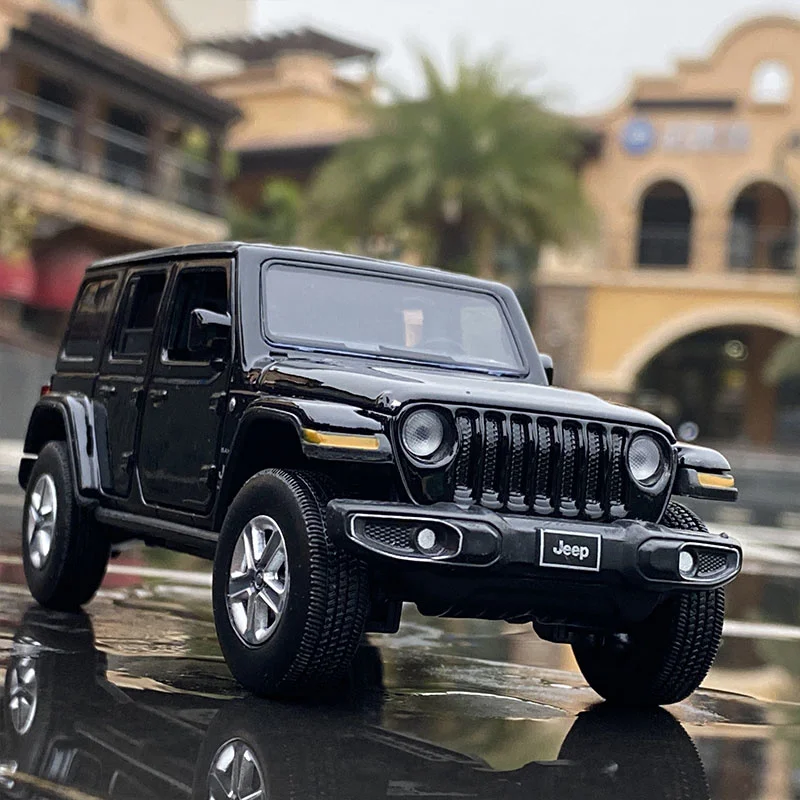Модель автомобиля из сплава Jeeps Wrangler Rubicon 1:32 Литые и игрушечные металлические
