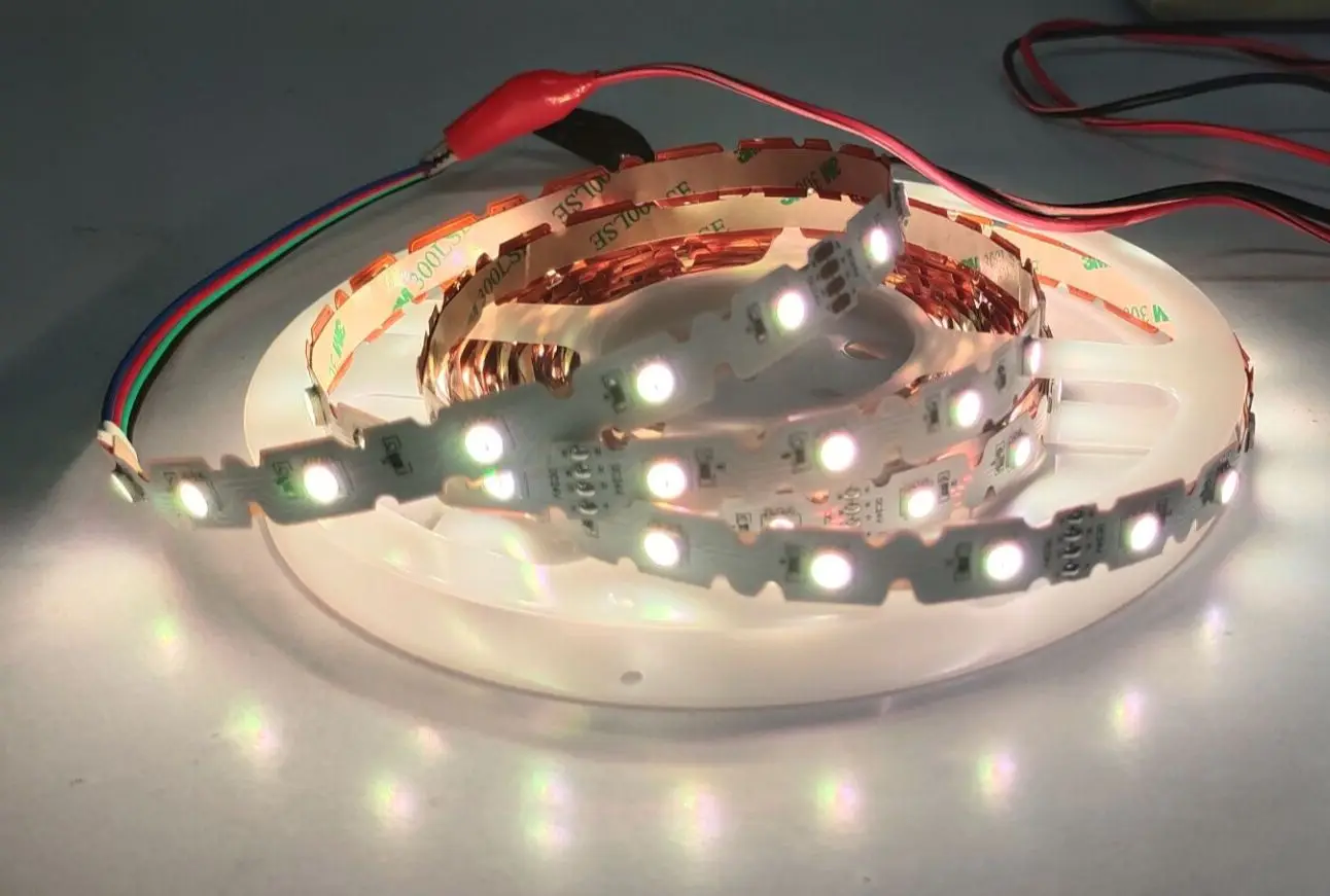 Гибкая светодиодная лента 5050 SMD 5 м 12 В постоянного тока 42 светодиода/м высокая