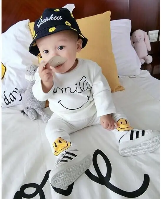 

2 шт., детский хлопковый комплект одежды с принтом «Улыбка»