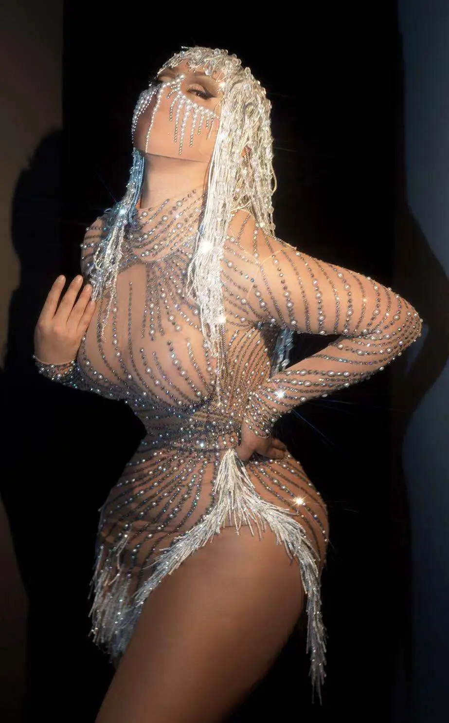 Белый кисточкой Серебряные Камни жемчуг спандекс платье для празднования дня