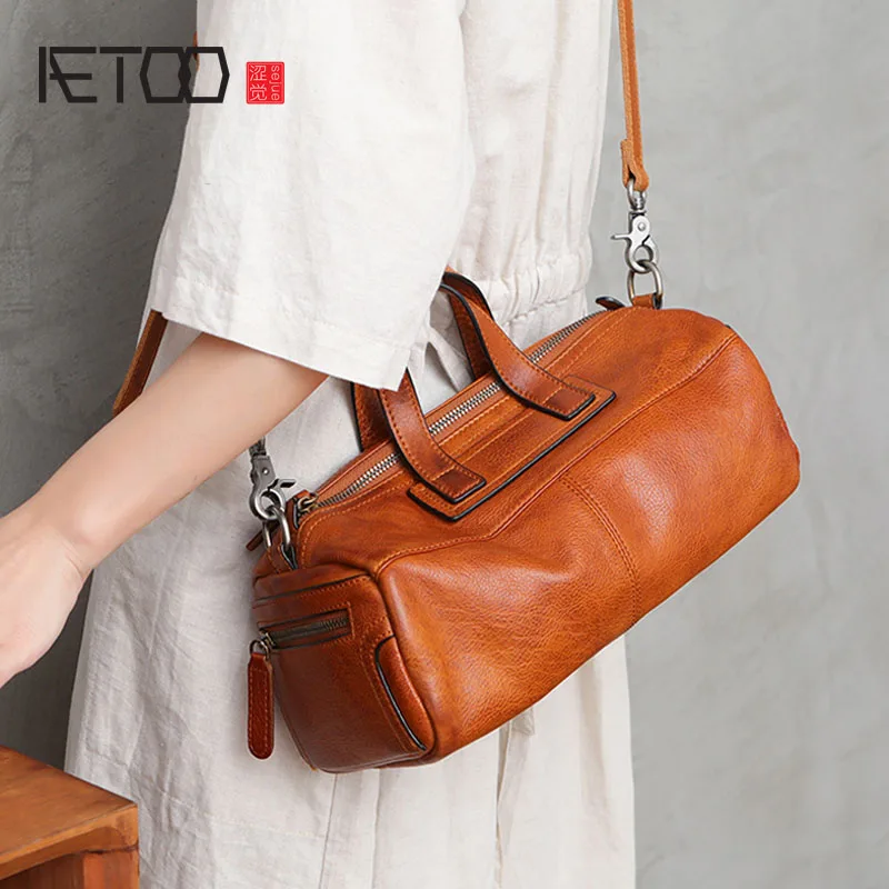 Фото Сумка кожаная AETOO в стиле ретро универсальная вместительная | Багаж и сумки