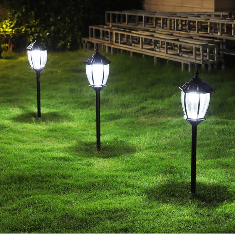 저렴한 태양 잔디 빛 야외 알루미늄 유리 IP55 방수 Led 지상 플러그 장식 태양 정원 잔디 램프 야외 잔디