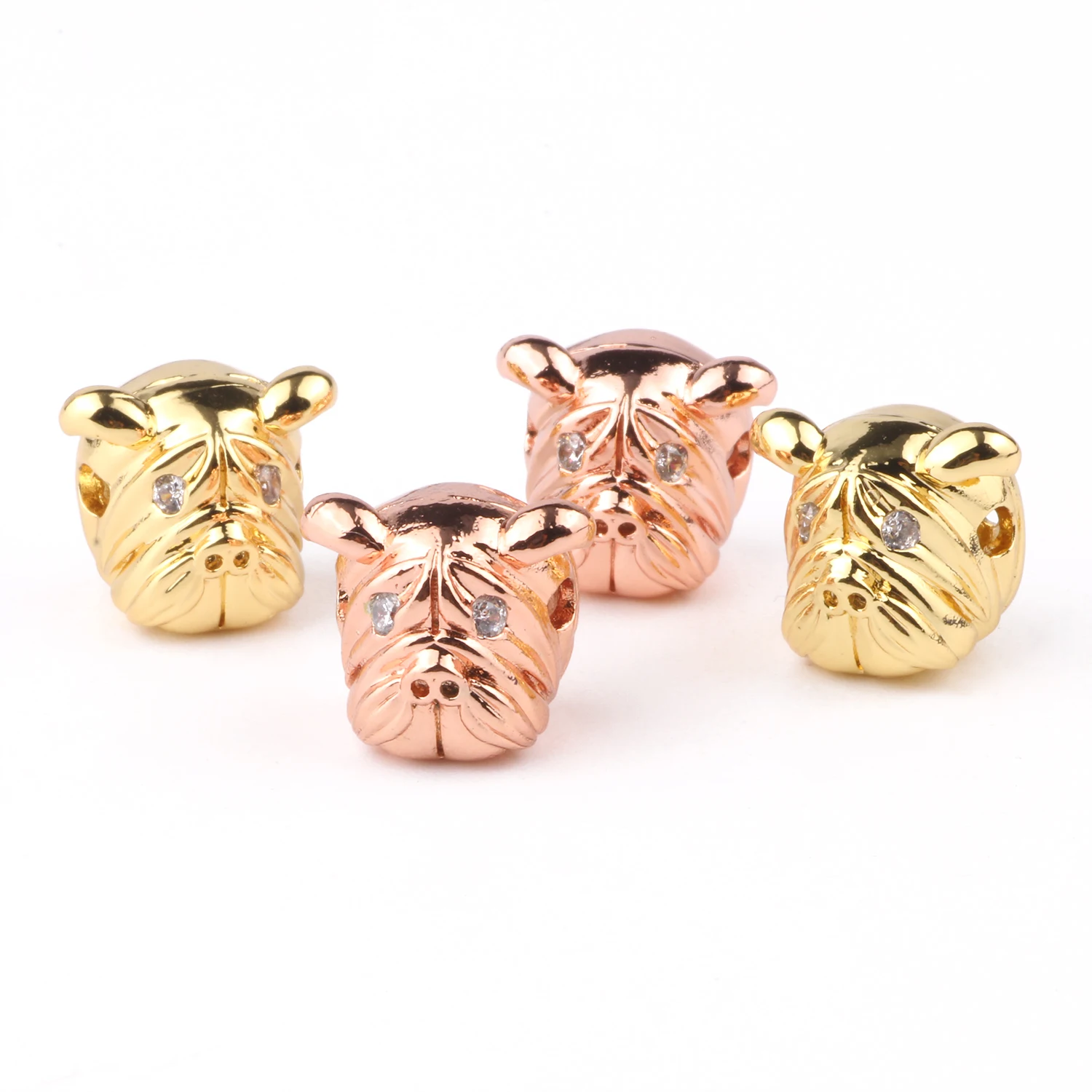 Оптовая продажа белые бусины в форме свиньи из фианита для изготовления