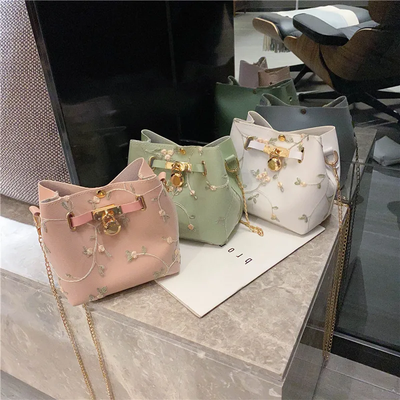 На Одно Плечо маленькая сумка женская 2020 новый чистый красный в форме ведра