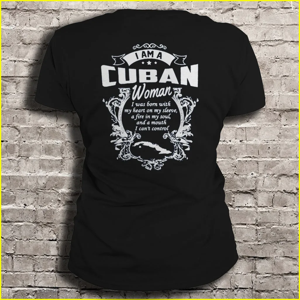 Я кубинская женщина я был бором с сердцем огонь и рот не могу контролировать