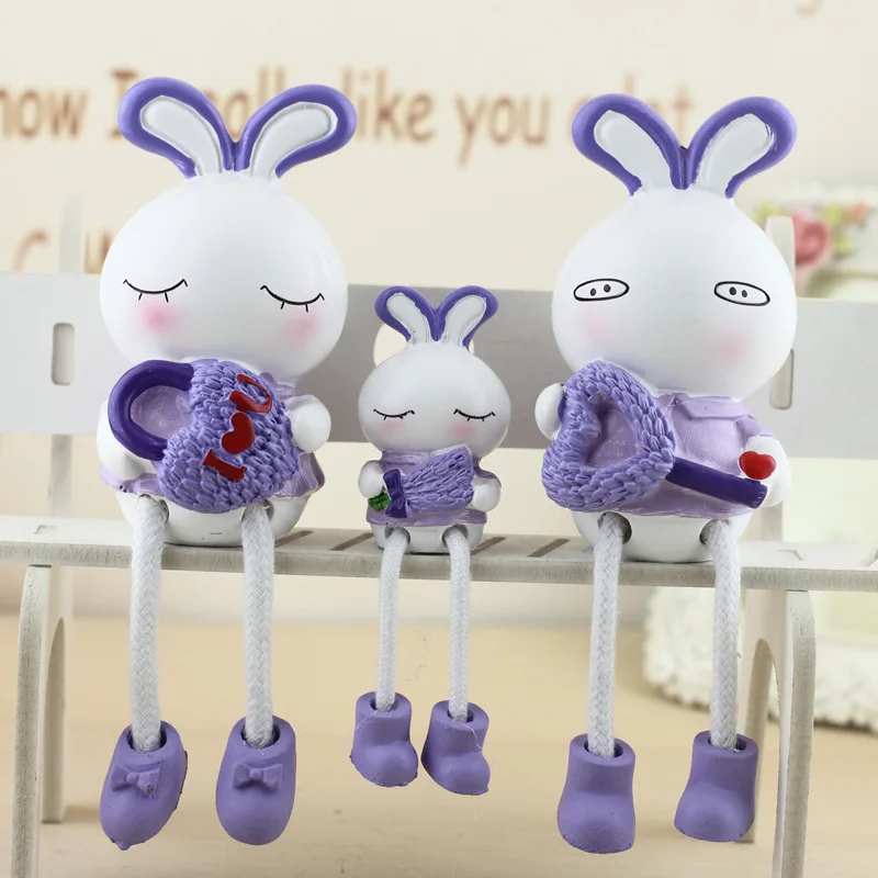 

Lavender rabbit family of three hanging feet dolls Resin Rabbits Hanging Leg Furnishings Resin Craft Doll Wall Shelf home Decor
