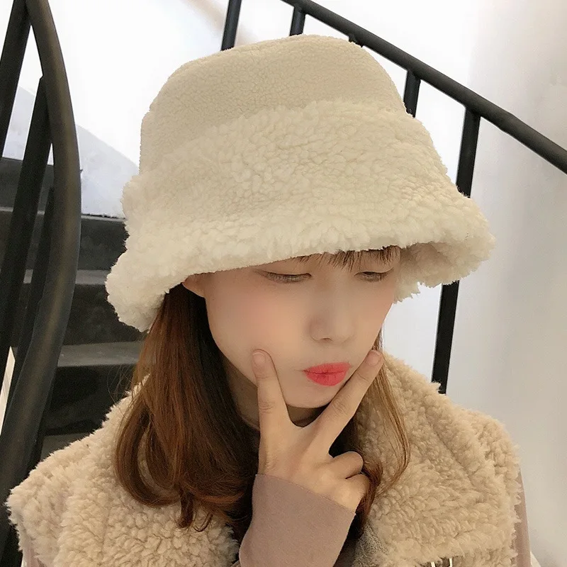 Зимние Шапки для Для женщин подходит рыбалки Кепки искусственный мех толстый
