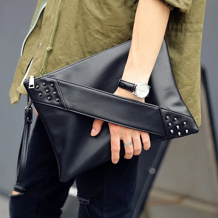 

Fashion rivet men Clutches luxury designer envelope clutch purse PU leather Messenger bag for man Crossbody bag Lady Handbag