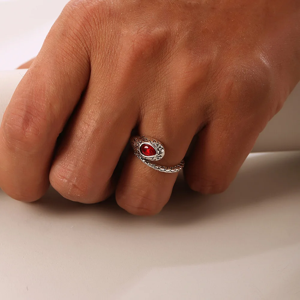

Punk Fashion Sliver Color Snake Ring For Women Man Party Adjustion Red Stone Fine Rings Gothic Jewelry Gift