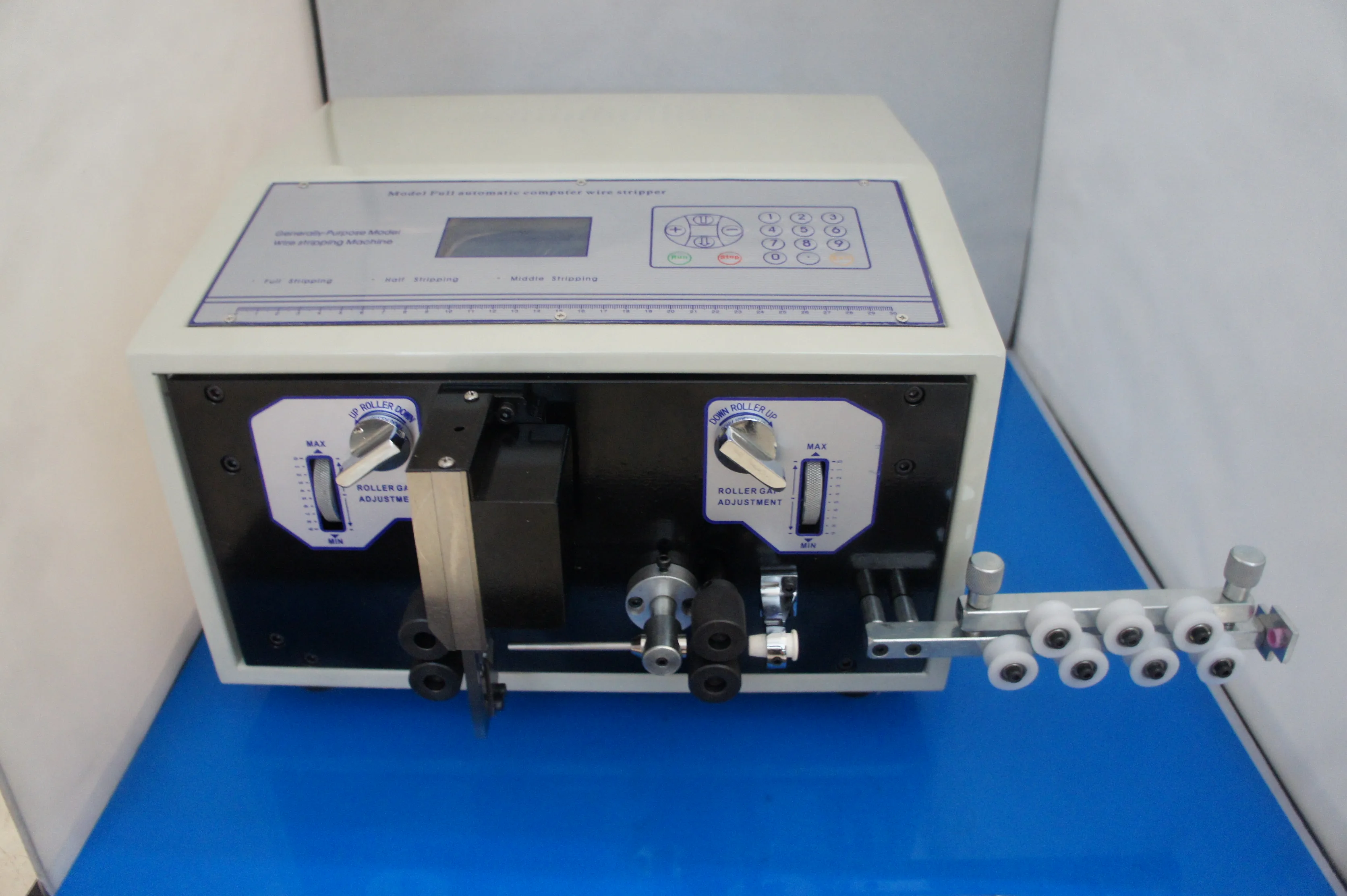 SWT508C SD компьютер автоматическая машина для зачистки проводов и пароочищающая