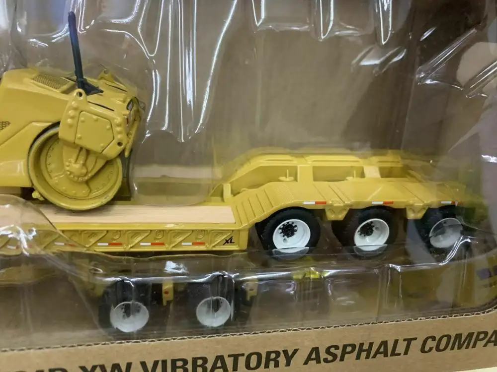 Cat CT660 w/Lowboy & CAT CB 534D уплотнитель 1:50 Масштабная модель бренд Diecast Masters DM85601C|daf xf|xff 1 |