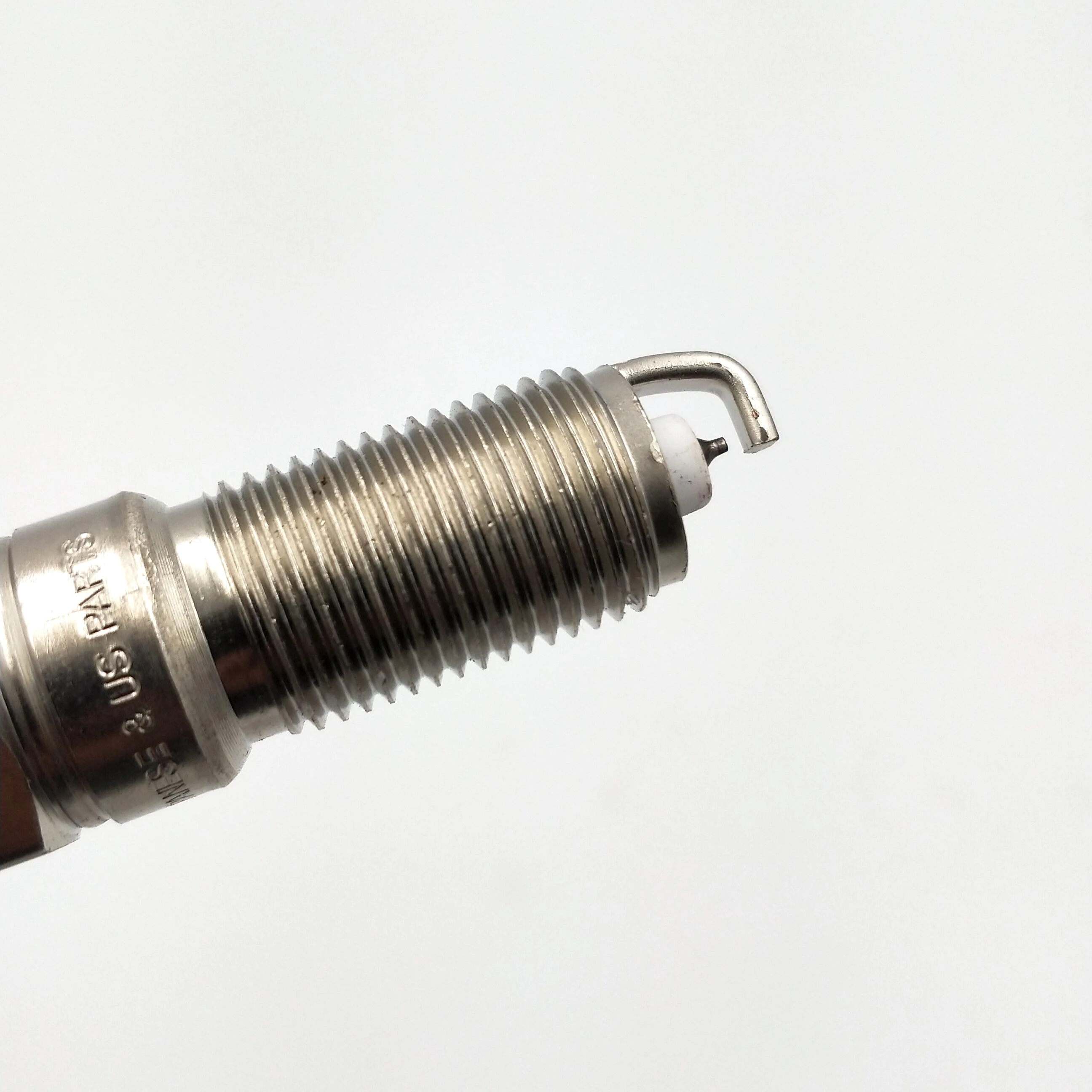 4 шт./лот Высококачественная иридиевая Свеча зажигания для Chevrolet Cadillac Escalade Corvette