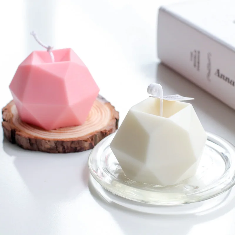 

2021 new Silicone Candle Mold Eight-sided Multilateral Diamond Shape Cube DIY Candle mold Creative Handmade Aromatherapy