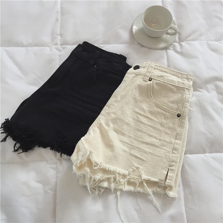 

Casual slimmed-down punk windbreaker side denim shorts worn hot pants