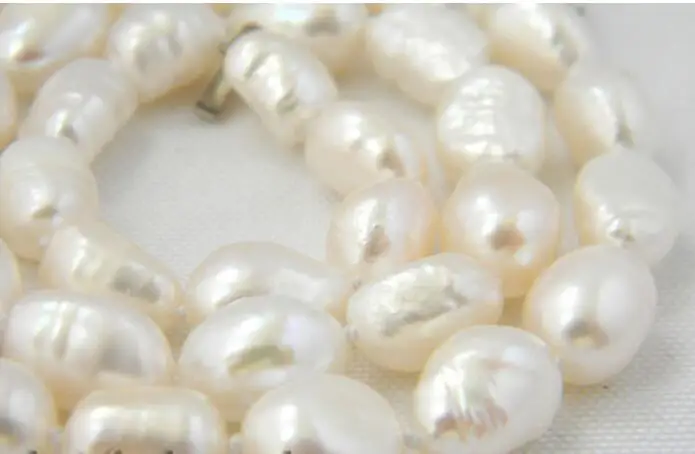 

Free Shipping **18'' 9mm white baroque freshwater pearl necklace