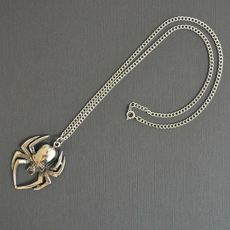 

Trendy Fashion Gothic Spider Skull Necklace Pendant Trendy Man Retro Punk Style Hip Hop Rock Party Accessories Jewelry Gift