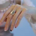 ALIZONE новый цветок в Корейском стиле кольца для Для женщин панк Мода Винтаж сливы кольцо в виде небольшой ромашки Кольца вечерние обручальное кольцо