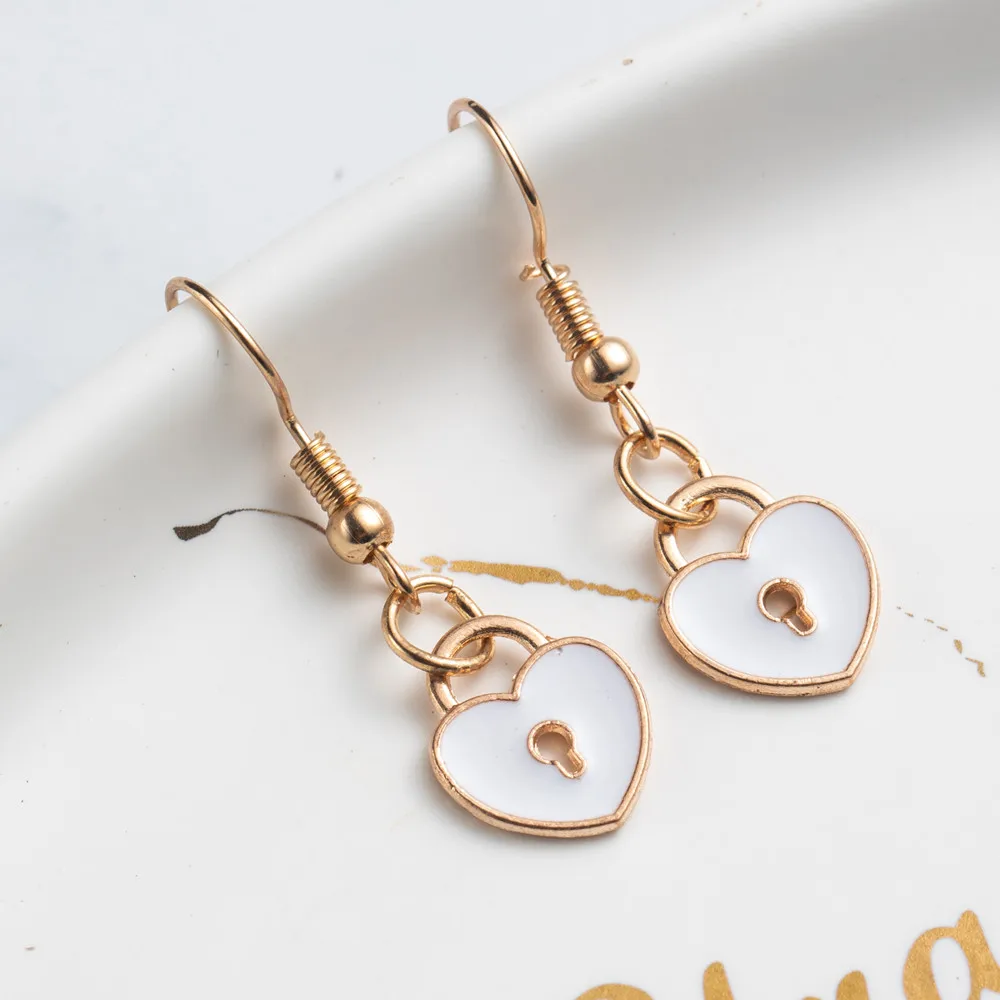 Романтические милые маленькие красочные в форме сердца Висячие серьги для