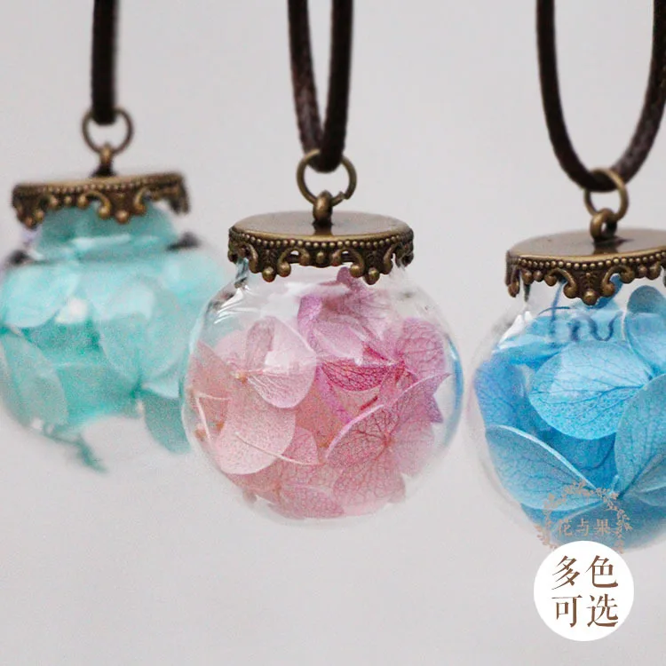 

4PCS Dried Flower Necklace Handmade Dandelion Resin Transparent Pendant Necklace Statement Necklaces Summer Jewelry for Women