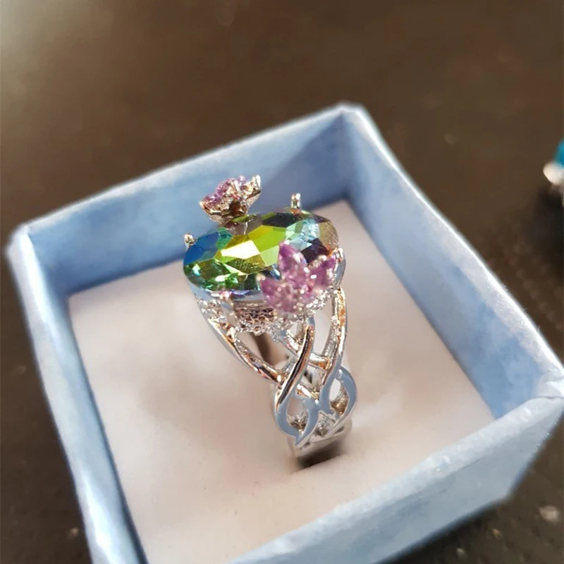 Женские кольца с разноцветным цирконием огромные овальные посеребренные 2021 |