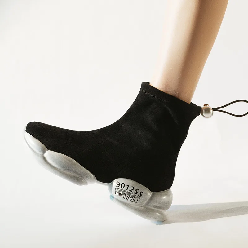 Женские кроссовки из флока FEDONAS черные эластичные на плоской платформе