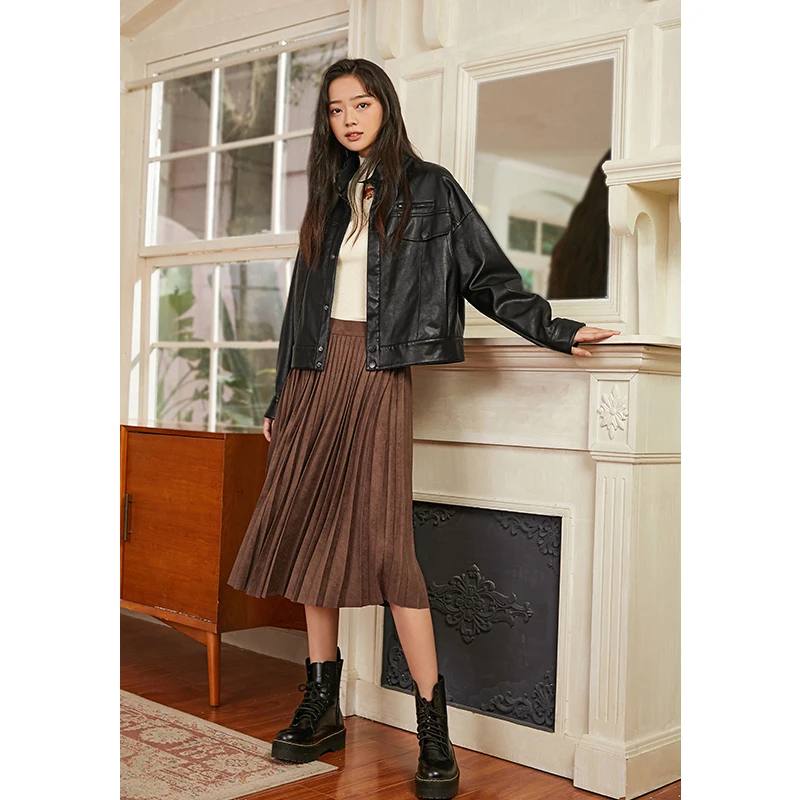 Женская куртка с длинным рукавом и воротником-стойкой свободного покроя