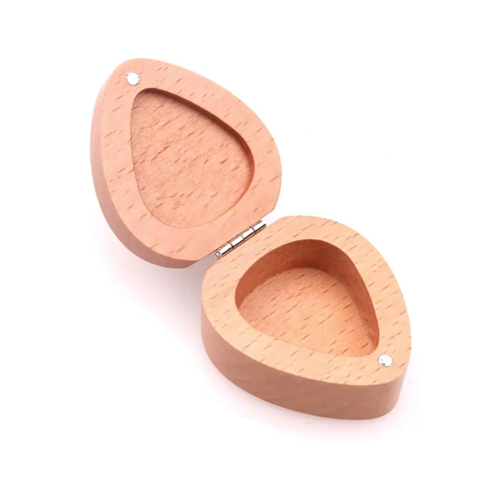 

Guitar Pick Box Guitar Pick Holder Beech Heart-shaped Solid Wood Box Gift Box No Pick Quality Musical Instrument Accessories