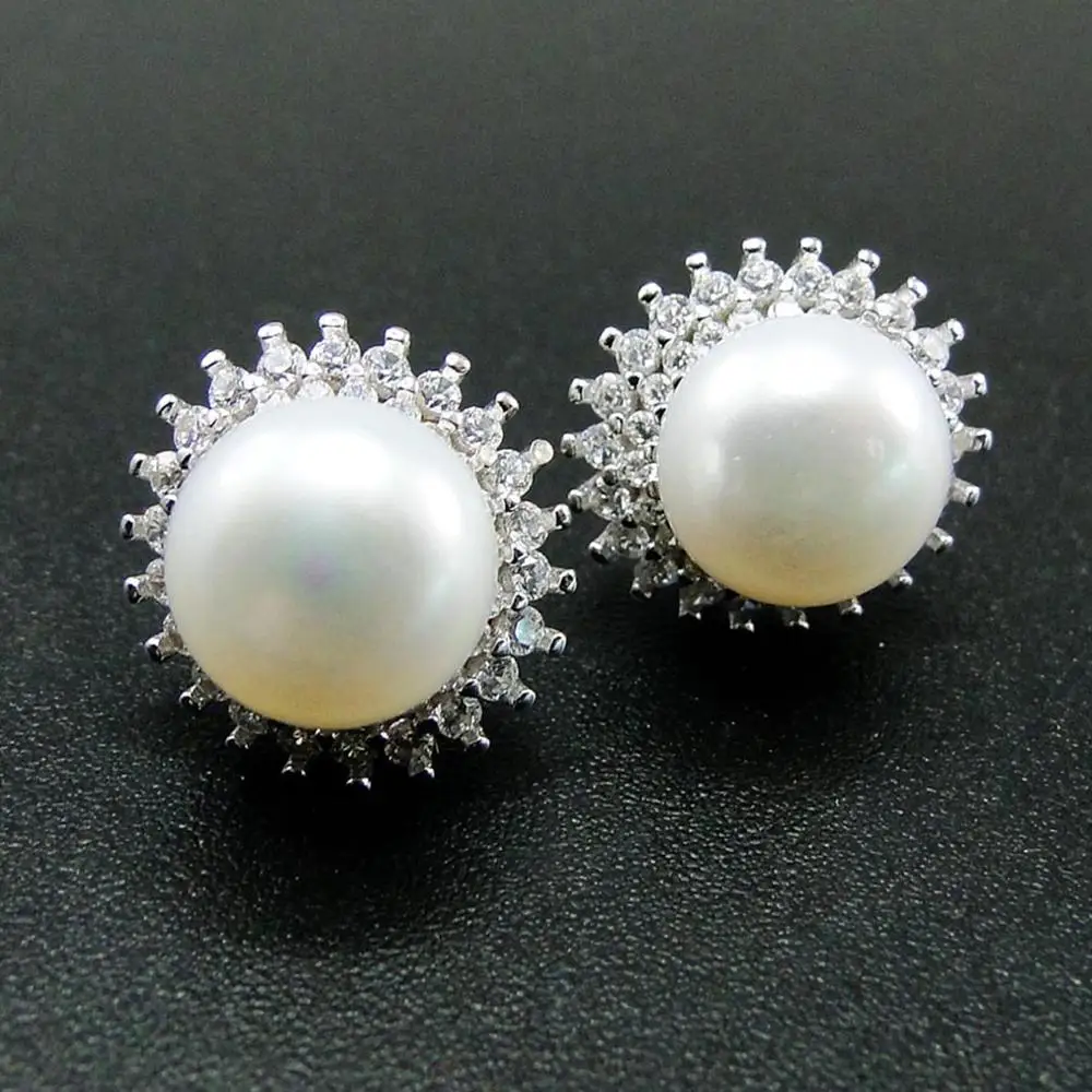 

Серьги-гвоздики из серебра с натуральным жемчугом