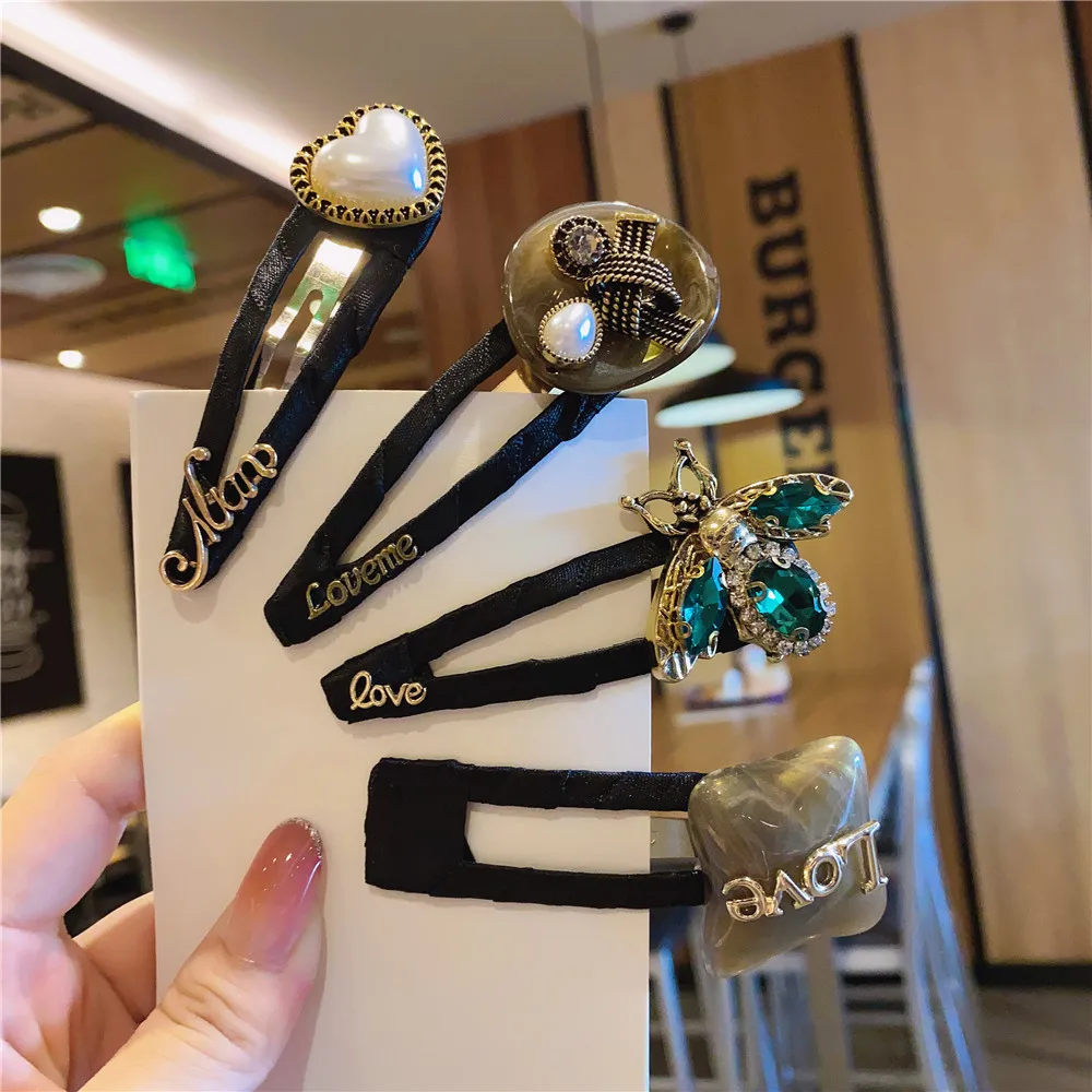 

Black White Simple Vintage Bee Bow Heart Hairpin Green Crystal Rhinestone BB Clips Handmade Jewelry for Women Hair Accessories