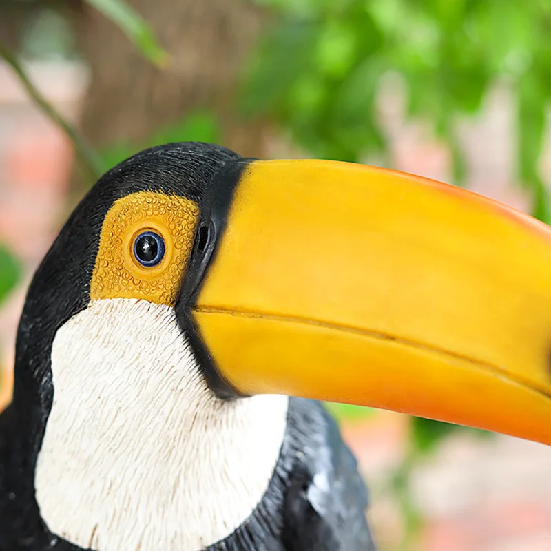 

Simulation Big-Billed Toucan Ornaments Resin Fake Birds Crafts Garden Animal Tree Hanging Pastoral Decoration Pendant DA