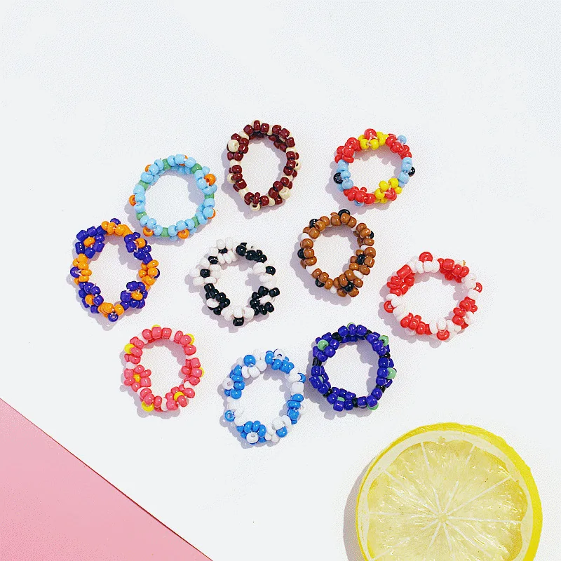 Кольцо женское в богемном стиле многоцветное маленькое кольцо с бусинами форме