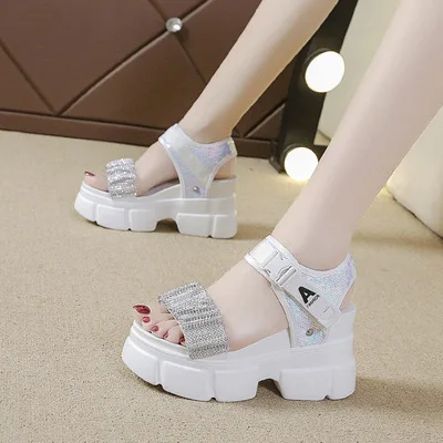 

pleated drill Water slope sandals summer Korean version of thick-soled muffin magic stickers high-heeled Roman shoes